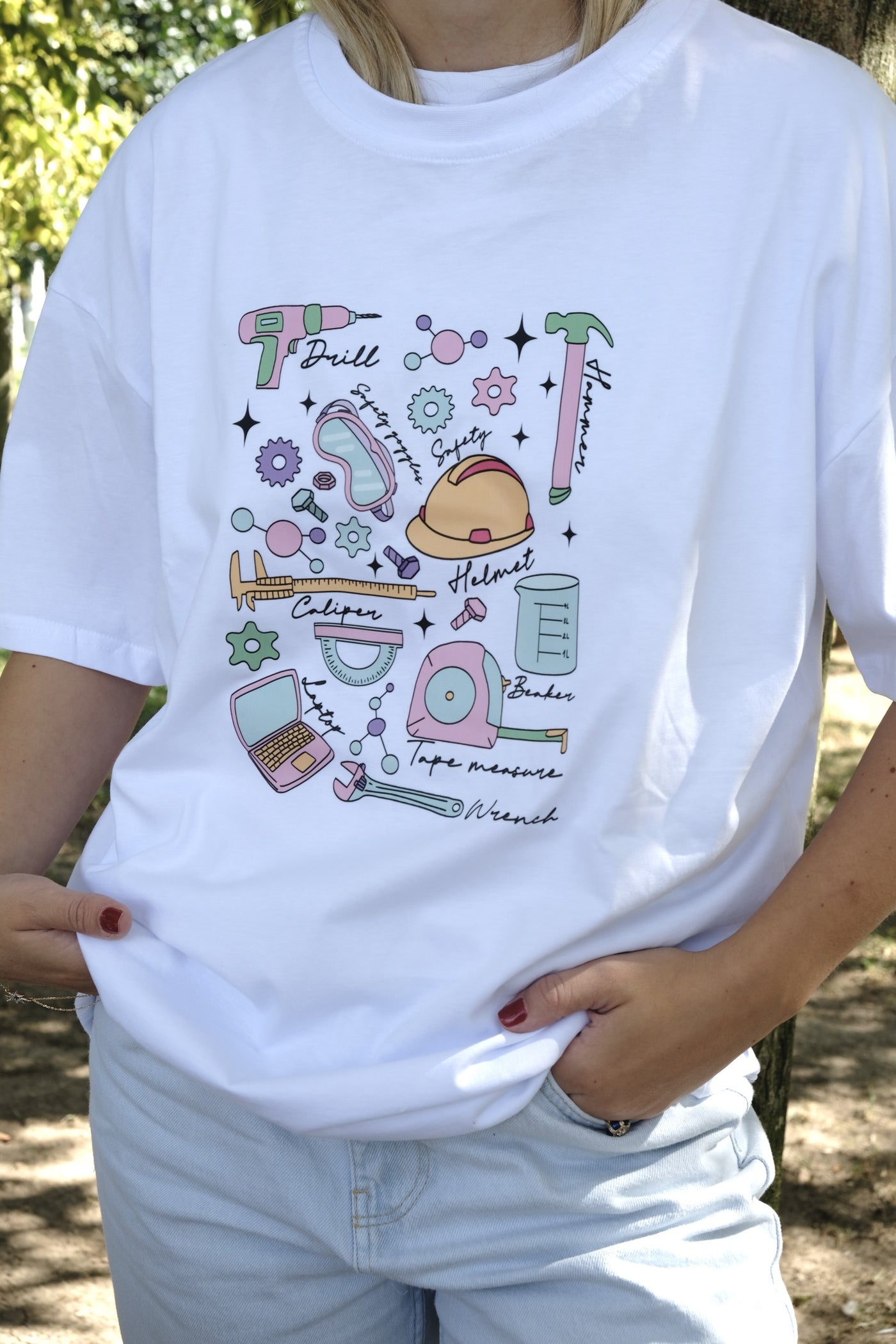 KİŞİSELLEŞTİRİLEBİLİR ENGINEER DOODLES T-SHIRT - BEYAZ