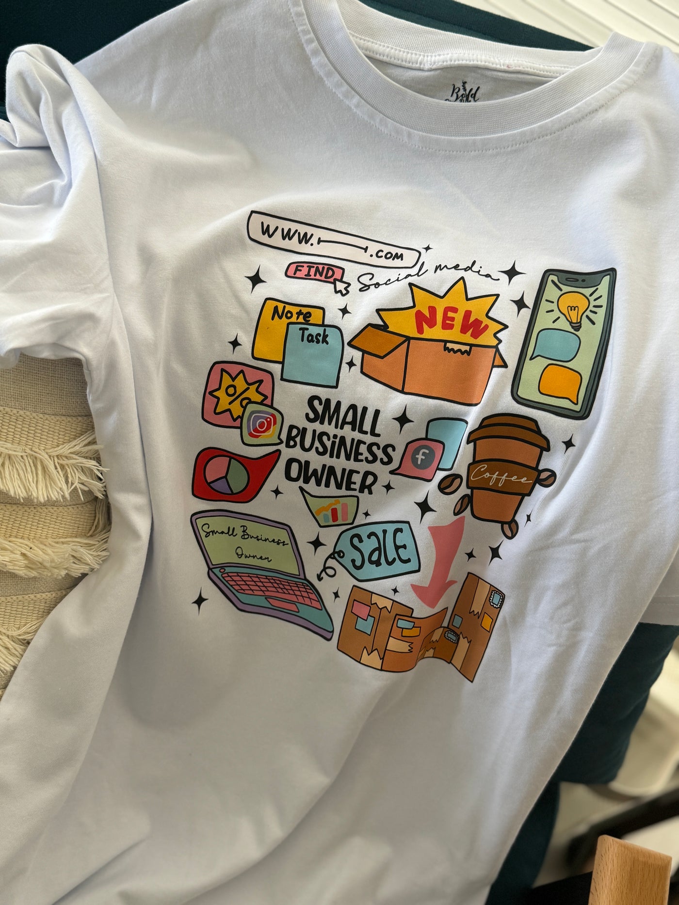 KİŞİSELLEŞTİRİLEBİLİR SMALL BUSINESS OWNER DOODLES T-SHIRT - BEYAZ